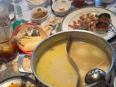 -禄婶鸡煲·打边炉