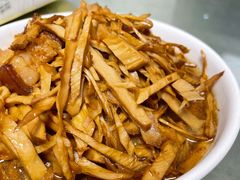 笋干蒸肉-小本鸡饭店(滨江白马湖店)