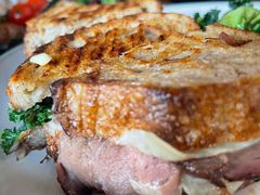 超级牛肉帕尼尼-O'mills Sourdough Bakery&Bistro(永嘉路店)