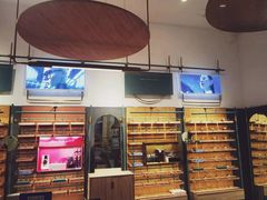 -MUJOSH木九十眼镜(月星环球港B1店)