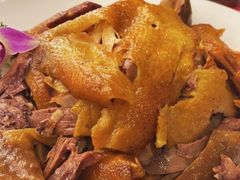 -大连长城大饭店(西安路地铁站店)