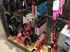 -UNDER ARMOUR(新燕莎奥莱店)