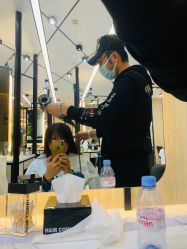 -HAIR CORNER