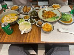 -蟹黄鱼·海派深夜面馆(巨鹿路店)