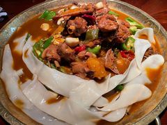 新疆大盘鸡-楼兰新疆主题餐厅(悠方店)
