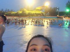 -欢乐水魔方水世界