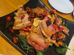 -隔壁老王·家常云南菜(花巷店)