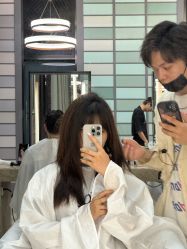 -AKOZO Beauty Salon