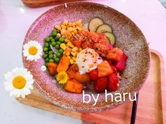 夏威夷三文鱼波奇饭-Miss Fresh轻食(南京西路店)