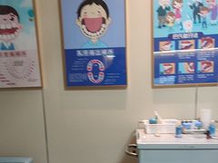 -上海仁爱医院口腔科 · 种植