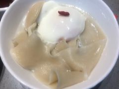 -海底捞火锅(金山百联店)