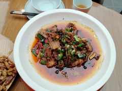 -有红鸡毛店·川菜(建设路店)