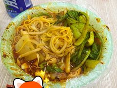 -老邮差酸辣粉麻辣烫(步行街店)