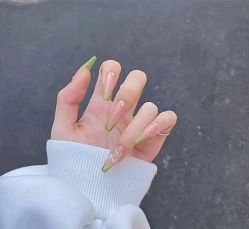 -悦指间美甲美睫
