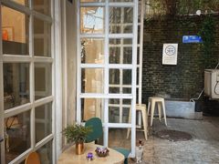 露天位-玫瑰咖啡(中山六路店)