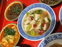 -蓝田九大碗民俗食府(蓝田店)