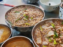 -正宗杨记普洱酸醋米线(总店)