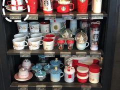 零售区-星巴克臻选(南京艾尚天地店)