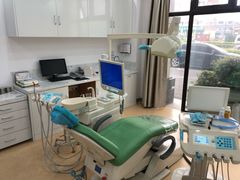 -赫尔森口腔·牙齿种植修复