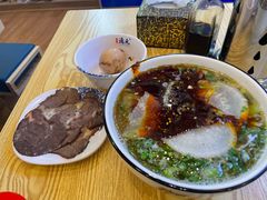 -德元兰州纯汤牛肉面