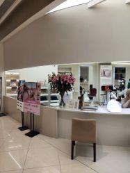 -Mentor Hair Salon