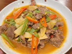 酸木瓜炒牛肉-紫滇源云南生态菜(丹凤街店)