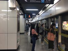 -陆家浜路(地铁站)