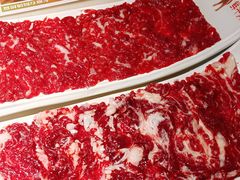 鲜牛肉-左庭右院鲜牛肉火锅(浦江欢乐颂店)