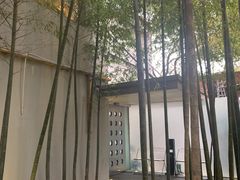 -穹六人间 people 6(岳阳路店)