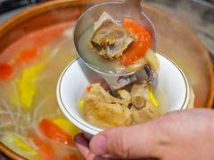 -阿山卓·野生菌火锅·纳西火塘烤肉