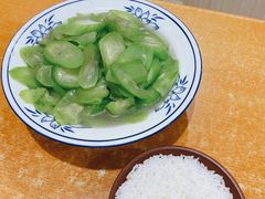 -老游独一佳湘菜馆(高新四路店)