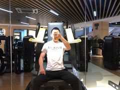 -康慈健身(雅戈尔雷迪森广场店)