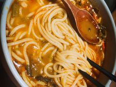 -云海肴·汽锅鸡·云南菜(天山百盛优客店)