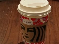 -星巴克臻选(南京金茂览秀城店)