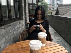 -星巴克臻选(成都宽窄巷子店)