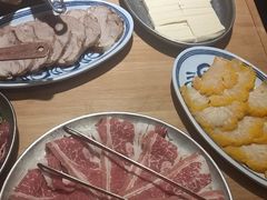 -洱火云南酸菜牛肉火锅(石景山当代商城店)