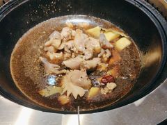 -锅老头海鲜铁锅炖