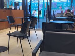 -M Stand(深圳南山欢乐颂店)