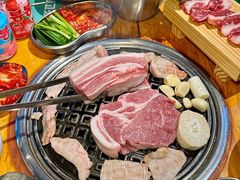 -唯成•韩国炭火烤肉 유성고기
