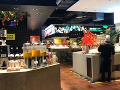 自助取餐区-亚马逊环球美食百汇(新城吾悦广场店)