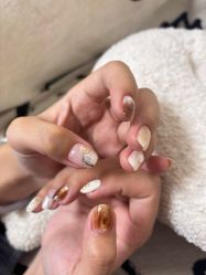 -Wax Brow蜜蜡脱毛美甲美睫眉吧