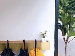 另外一家店门口-常识咖啡common sense(春熙路店)