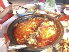 -鸣记脆皮烤鱼·海鲜烤鱼(三八广场店)