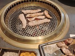 -铭牛烧肉·和牛海鲜自助(高新月牙湖店)