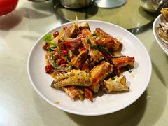 -三亚火车头万人海鲜广场