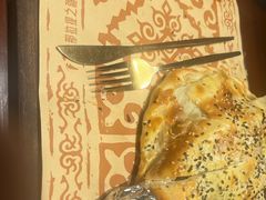 面包烤羊腿-那拉提之疆·新疆菜(美院店)