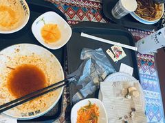 -大食代美食广场(上海中心店)