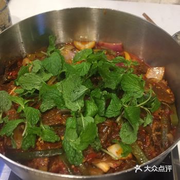 点的牛肉的，但分量很足，牛肉也很大块