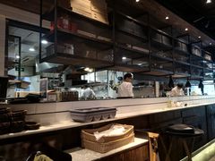 -Carbon莫卡哆·意大利复古集市餐厅(杭州大厦店)