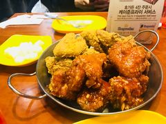 -BHC炸鸡(明洞总店)